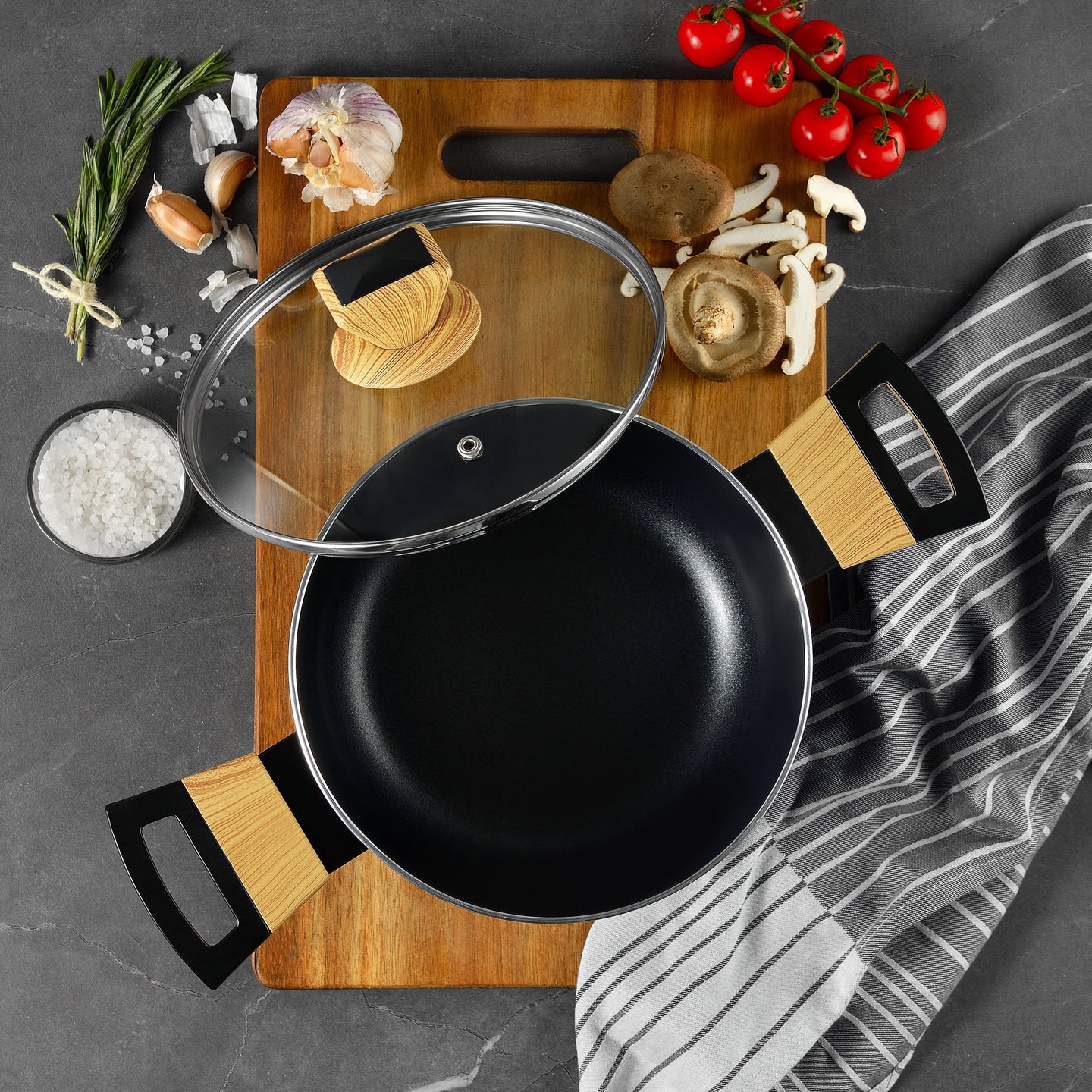 Batería de cocina Bergner Aluminio prensado 5 piezas - Earth Black (3)